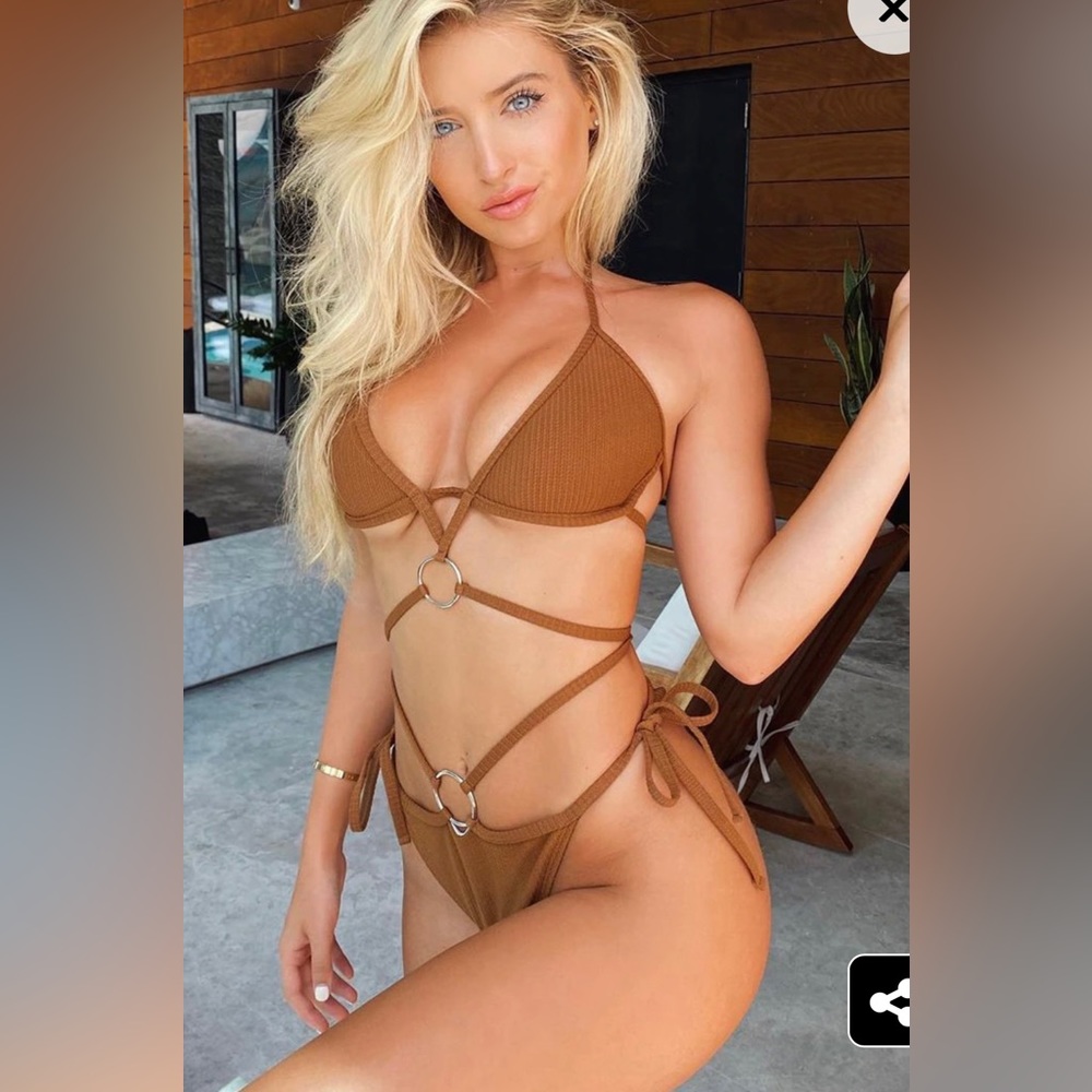 Pretty little thing Brown Underwired Ribbed Ring Bikini
